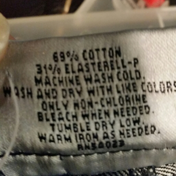 Banana Republic wide leg jeans - Picture 4 of 10